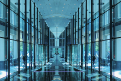 5 Keunggulan Pintu Kaca Tempered Frameless untuk Bangunan